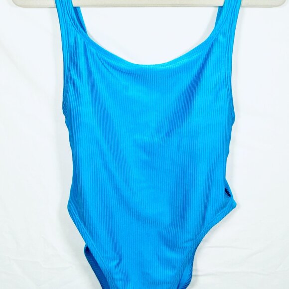💙 Reebok Ribbed One-Piece Swimsuit 💙
- Picture 3 of 12